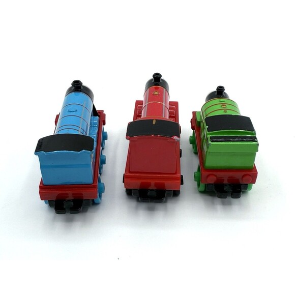 THOMAS THE TRAIN  LOT TRAINS  Die Cast Track Master  Percy James Gordon - Picture 2 of 4